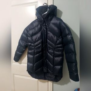 Women's Columbia size medium black puffy jacket